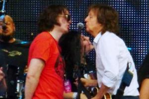 Carlos Tefel (Chaz Rollaz) on stage with Sir Paul McCartney in Guatemala 2014